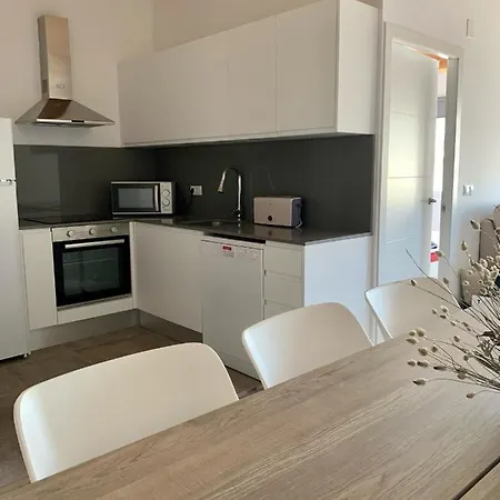 Flat In Centre - 5 Mins From Old Town And Train Station Girona