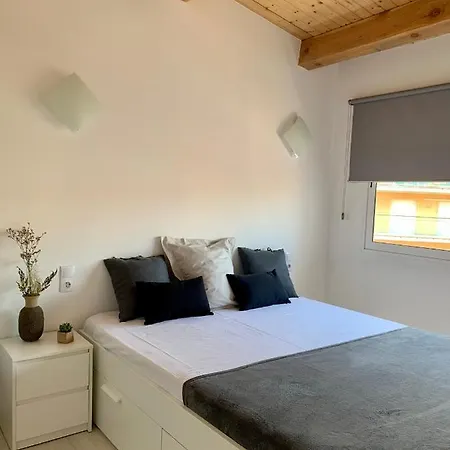Apartment Flat In Centre - 5 Mins From Old Town And Train Station Girona